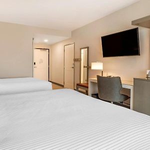 Standard Queen Room Two Queen Beds Non-Smoking